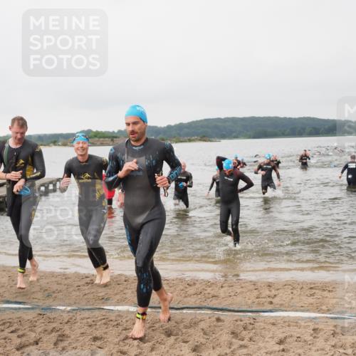 23.06.2024 - Viking Triathlon MichiJ http://msf.ph/oto/6345550 23.06.2024 10:38:36 Schwimmen 98, 134, 237, 255, 303, 382, 402, 614 meine-sportfotos.de