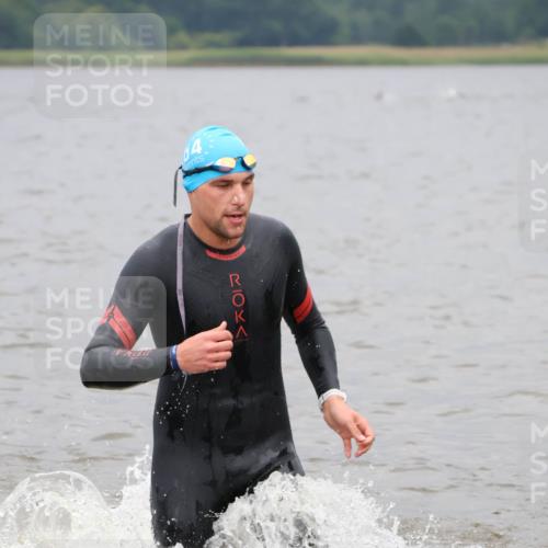 23.06.2024 - Viking Triathlon H.Heesch http://msf.ph/oto/6345551 23.06.2024 10:30:02 Schwimmen 434, 498, 659 meine-sportfotos.de