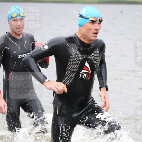23.06.2024 - Viking Triathlon H.Heesch http://msf.ph/oto/6345564 23.06.2024 10:30:09 Schwimmen 95, 178, 276, 498 meine-sportfotos.de