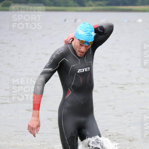 23.06.2024 - Viking Triathlon H.Heesch http://msf.ph/oto/6345571 23.06.2024 10:30:10 Schwimmen 95, 178, 276, 498 meine-sportfotos.de
