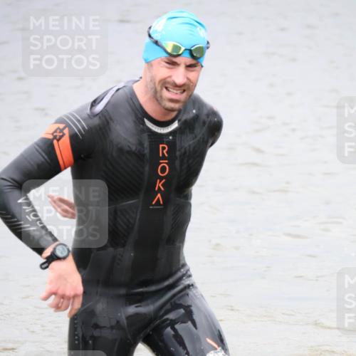 23.06.2024 - Viking Triathlon H.Heesch http://msf.ph/oto/6345579 23.06.2024 10:30:12 Schwimmen 95, 178, 276, 498 meine-sportfotos.de