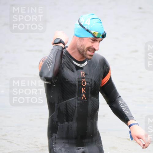 23.06.2024 - Viking Triathlon H.Heesch http://msf.ph/oto/6345582 23.06.2024 10:30:12 Schwimmen 95, 178, 276, 498 meine-sportfotos.de