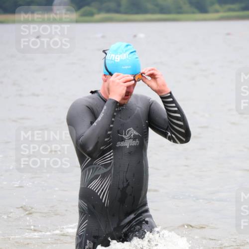 23.06.2024 - Viking Triathlon H.Heesch http://msf.ph/oto/6345585 23.06.2024 10:30:21 Schwimmen 31, 276 meine-sportfotos.de