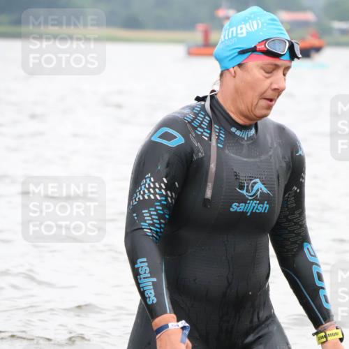23.06.2024 - Viking Triathlon H.Heesch http://msf.ph/oto/6345596 23.06.2024 10:48:28 Schwimmen 21, 70, 79, 422 meine-sportfotos.de