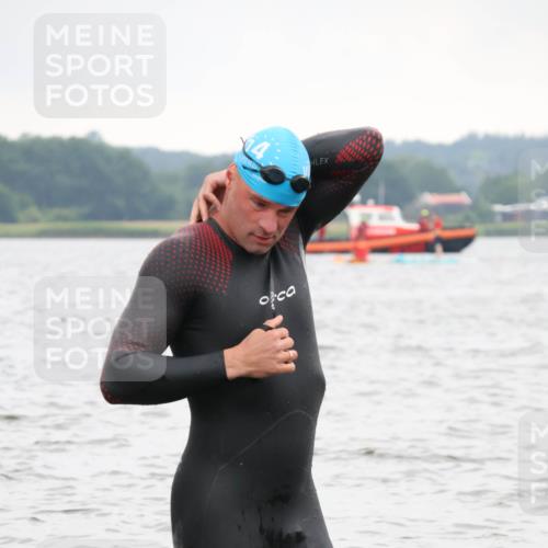 23.06.2024 - Viking Triathlon H.Heesch http://msf.ph/oto/6345598 23.06.2024 10:48:30 Schwimmen 21, 70, 79, 422, 441 meine-sportfotos.de