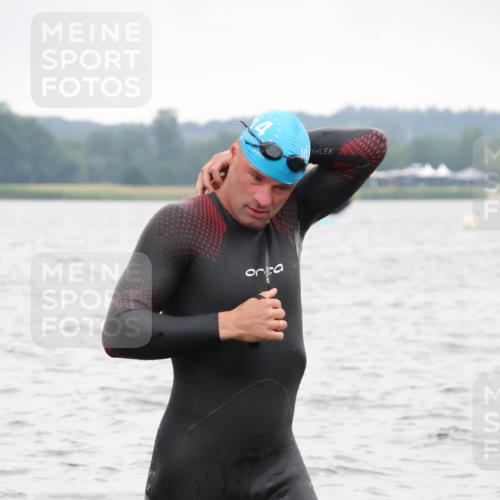 23.06.2024 - Viking Triathlon H.Heesch http://msf.ph/oto/6345602 23.06.2024 10:48:30 Schwimmen 21, 70, 79, 422, 441 meine-sportfotos.de