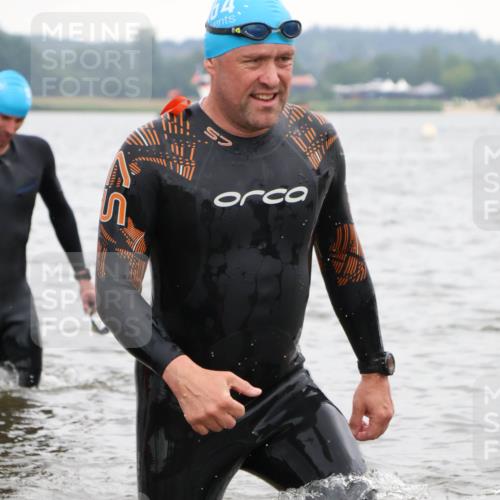 23.06.2024 - Viking Triathlon H.Heesch http://msf.ph/oto/6345610 23.06.2024 10:48:33 Schwimmen 21, 59, 70, 422, 441 meine-sportfotos.de