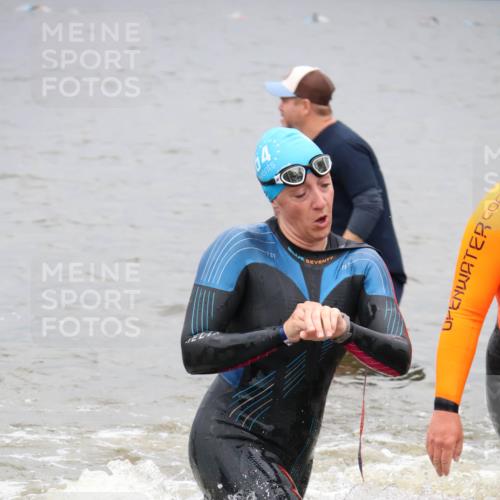 23.06.2024 - Viking Triathlon H.Heesch http://msf.ph/oto/6345627 23.06.2024 10:30:30 Schwimmen 324, 482, 656 meine-sportfotos.de