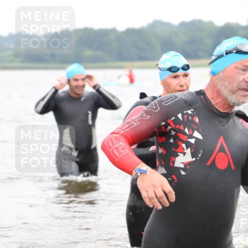 23.06.2024 - Viking Triathlon H.Heesch http://msf.ph/oto/6345631 23.06.2024 10:48:37 Schwimmen 21, 59, 70, 155, 422, 441 meine-sportfotos.de