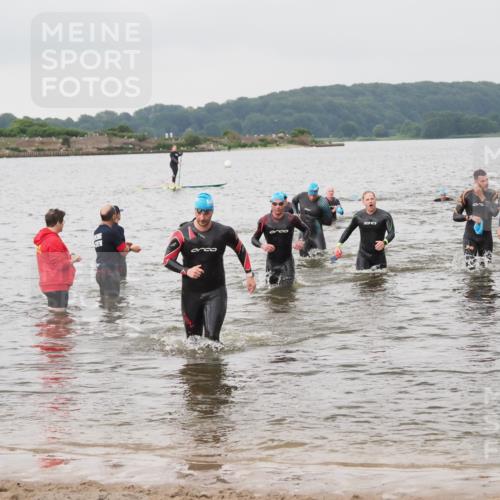 23.06.2024 - Viking Triathlon MichiJ http://msf.ph/oto/6345640 23.06.2024 10:38:50 Schwimmen 332, 404, 409, 425, 650 meine-sportfotos.de