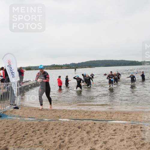 23.06.2024 - Viking Triathlon MichiJ http://msf.ph/oto/6345652 23.06.2024 10:38:54 Schwimmen 200, 318, 332, 404, 409, 425, 650 meine-sportfotos.de