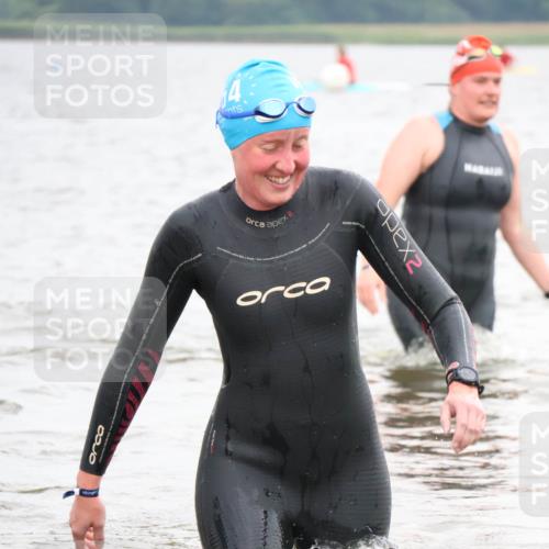 23.06.2024 - Viking Triathlon H.Heesch http://msf.ph/oto/6345664 23.06.2024 10:48:51 Schwimmen 139, 248, 447 meine-sportfotos.de