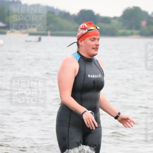 23.06.2024 - Viking Triathlon H.Heesch http://msf.ph/oto/6345667 23.06.2024 10:48:57 Schwimmen 373, 447, 637 meine-sportfotos.de