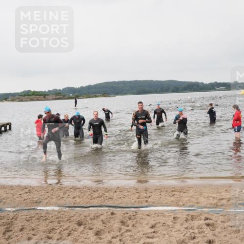 23.06.2024 - Viking Triathlon MichiJ http://msf.ph/oto/6345669 23.06.2024 10:38:56 Schwimmen 200, 318, 332, 335, 404, 409, 425, 650 meine-sportfotos.de
