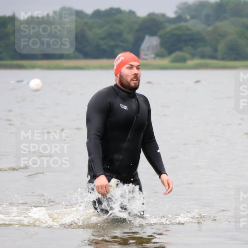 23.06.2024 - Viking Triathlon H.Heesch http://msf.ph/oto/6345671 23.06.2024 10:31:03 Schwimmen 51, 627 meine-sportfotos.de