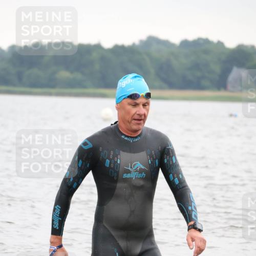 23.06.2024 - Viking Triathlon H.Heesch http://msf.ph/oto/6345678 23.06.2024 10:49:08 Schwimmen 179 meine-sportfotos.de