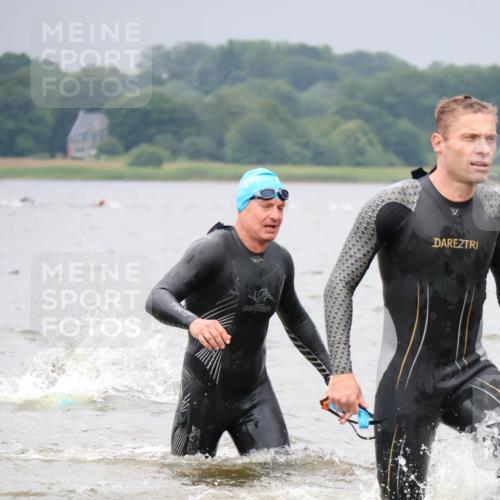 23.06.2024 - Viking Triathlon H.Heesch http://msf.ph/oto/6345705 23.06.2024 10:31:16 Schwimmen 458, 499 meine-sportfotos.de