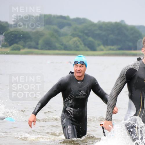 23.06.2024 - Viking Triathlon H.Heesch http://msf.ph/oto/6345711 23.06.2024 10:31:17 Schwimmen 458, 499 meine-sportfotos.de