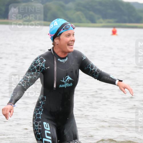 23.06.2024 - Viking Triathlon H.Heesch http://msf.ph/oto/6345741 23.06.2024 10:49:35 Schwimmen 64, 236, 388 meine-sportfotos.de