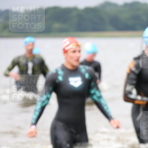 23.06.2024 - Viking Triathlon H.Heesch http://msf.ph/oto/6345767 23.06.2024 10:32:01 Schwimmen 6, 14, 20, 231, 619, 640 meine-sportfotos.de