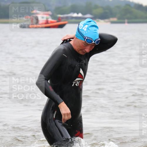 23.06.2024 - Viking Triathlon H.Heesch http://msf.ph/oto/6345768 23.06.2024 10:49:54 Schwimmen 81, 119, 622 meine-sportfotos.de