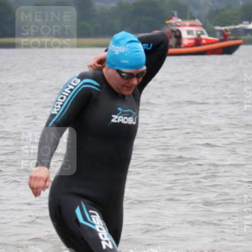 23.06.2024 - Viking Triathlon H.Heesch http://msf.ph/oto/6345796 23.06.2024 10:50:05 Schwimmen 228, 252, 366, 379, 476, 617 meine-sportfotos.de