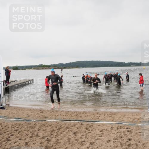 23.06.2024 - Viking Triathlon MichiJ http://msf.ph/oto/6345797 23.06.2024 10:39:24 Schwimmen 26, 131, 194, 389, 405, 415, 427, 435 meine-sportfotos.de
