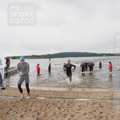 23.06.2024 - Viking Triathlon MichiJ http://msf.ph/oto/6345798 23.06.2024 10:39:25 Schwimmen 26, 131, 194, 389, 405, 427, 435 meine-sportfotos.de