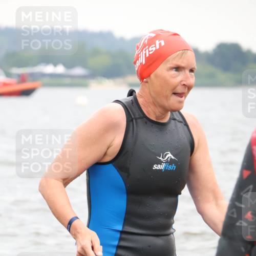 23.06.2024 - Viking Triathlon H.Heesch http://msf.ph/oto/6345807 23.06.2024 10:50:09 Schwimmen 213, 228, 252, 366, 379, 476, 617 meine-sportfotos.de