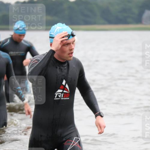 23.06.2024 - Viking Triathlon H.Heesch http://msf.ph/oto/6345816 23.06.2024 10:50:16 Schwimmen 170, 213, 228, 252, 476, 617 meine-sportfotos.de
