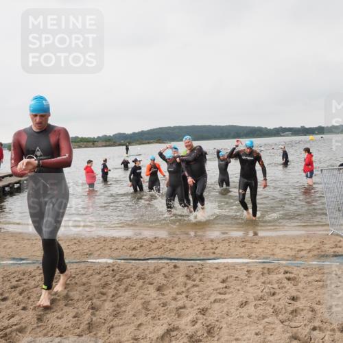 23.06.2024 - Viking Triathlon MichiJ http://msf.ph/oto/6345823 23.06.2024 10:39:33 Schwimmen 40, 68, 131, 194, 405, 427, 435 meine-sportfotos.de
