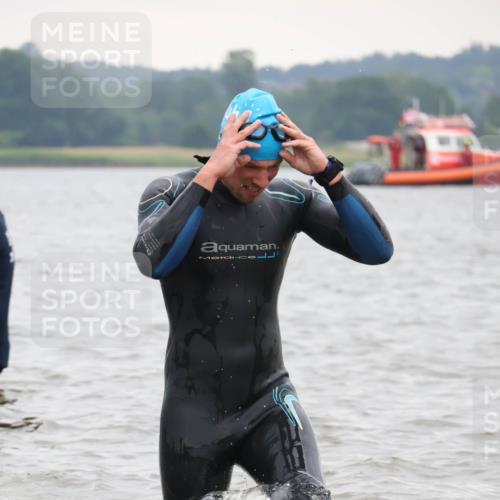 23.06.2024 - Viking Triathlon H.Heesch http://msf.ph/oto/6345825 23.06.2024 10:50:23 Schwimmen 170, 272, 452, 538 meine-sportfotos.de