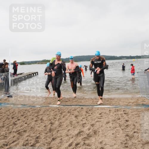 23.06.2024 - Viking Triathlon MichiJ http://msf.ph/oto/6345831 23.06.2024 10:39:36 Schwimmen 40, 68, 131, 194, 405, 427 meine-sportfotos.de