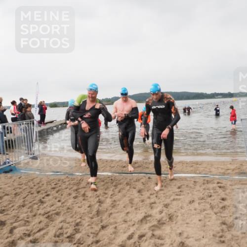 23.06.2024 - Viking Triathlon MichiJ http://msf.ph/oto/6345836 23.06.2024 10:39:37 Schwimmen 40, 68, 131, 194, 405, 427 meine-sportfotos.de