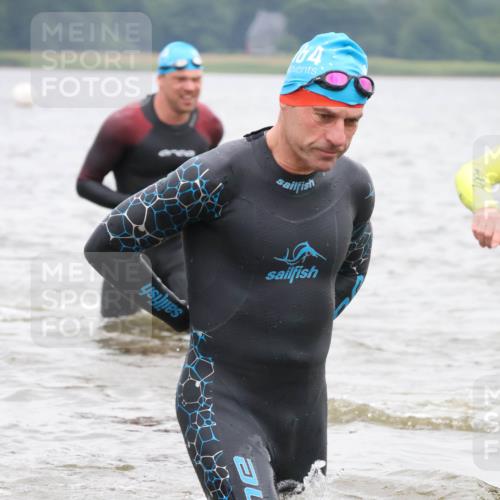 23.06.2024 - Viking Triathlon H.Heesch http://msf.ph/oto/6345844 23.06.2024 10:50:31 Schwimmen 272, 406, 414, 452, 526, 538, 612 meine-sportfotos.de