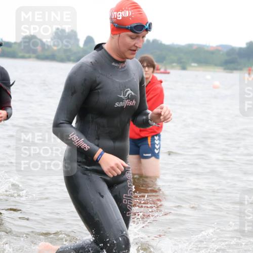 23.06.2024 - Viking Triathlon H.Heesch http://msf.ph/oto/6345856 23.06.2024 10:50:39 Schwimmen 47, 113, 406, 414, 526, 612 meine-sportfotos.de