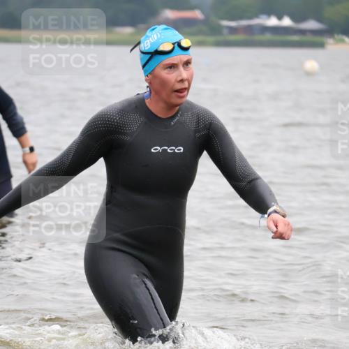 23.06.2024 - Viking Triathlon H.Heesch http://msf.ph/oto/6345905 23.06.2024 10:51:06 Schwimmen 290, 315, 635 meine-sportfotos.de