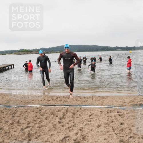 23.06.2024 - Viking Triathlon MichiJ http://msf.ph/oto/6345906 23.06.2024 10:39:58 Schwimmen 33, 36, 193, 296, 319, 535 meine-sportfotos.de