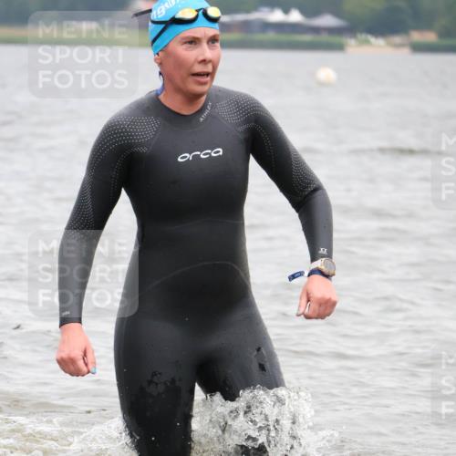 23.06.2024 - Viking Triathlon H.Heesch http://msf.ph/oto/6345907 23.06.2024 10:51:07 Schwimmen 290, 315, 635 meine-sportfotos.de