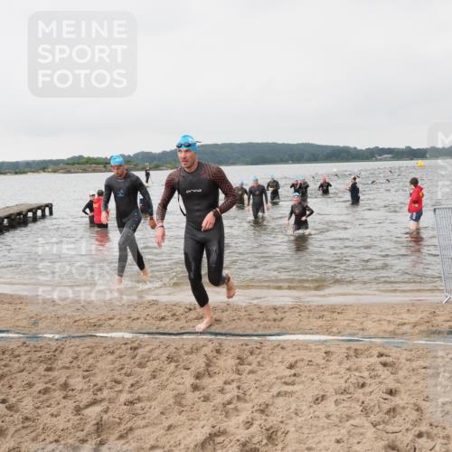 23.06.2024 - Viking Triathlon MichiJ http://msf.ph/oto/6345908 23.06.2024 10:39:59 Schwimmen 33, 36, 193, 296, 319, 535 meine-sportfotos.de