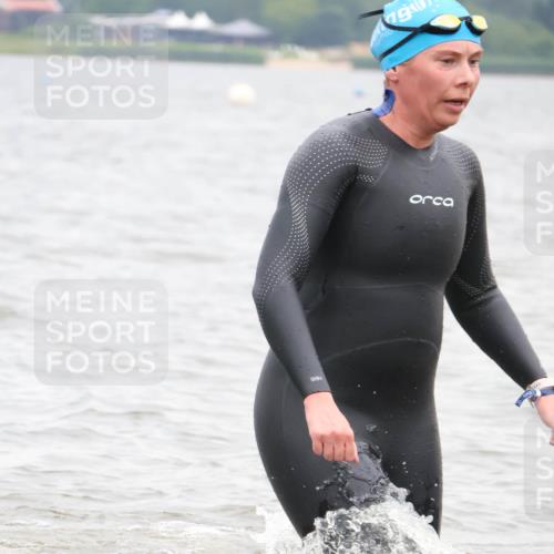 23.06.2024 - Viking Triathlon H.Heesch http://msf.ph/oto/6345911 23.06.2024 10:51:07 Schwimmen 290, 315, 635 meine-sportfotos.de