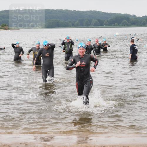 23.06.2024 - Viking Triathlon MichiJ http://msf.ph/oto/6345918 23.06.2024 10:40:01 Schwimmen 36, 193, 204, 296, 535 meine-sportfotos.de