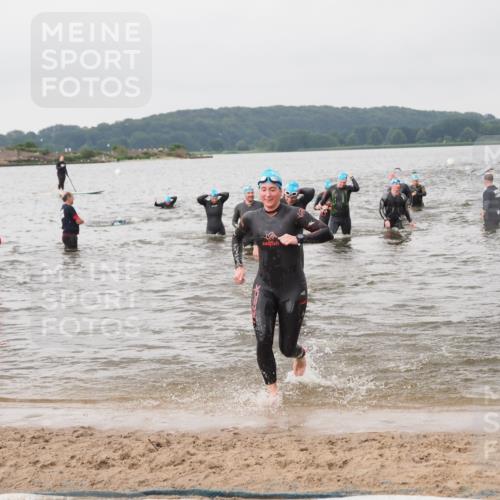 23.06.2024 - Viking Triathlon MichiJ http://msf.ph/oto/6345923 23.06.2024 10:40:03 Schwimmen 24, 36, 204, 296, 535 meine-sportfotos.de
