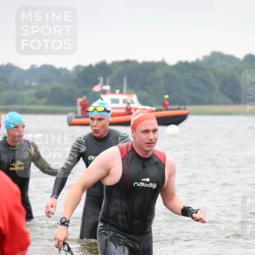 23.06.2024 - Viking Triathlon H.Heesch http://msf.ph/oto/6345953 23.06.2024 10:51:44 Schwimmen 351, 413, 609 meine-sportfotos.de