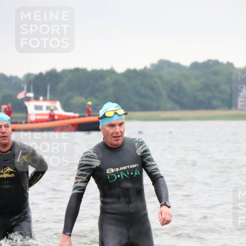 23.06.2024 - Viking Triathlon H.Heesch http://msf.ph/oto/6345965 23.06.2024 10:51:48 Schwimmen 351, 413, 609 meine-sportfotos.de