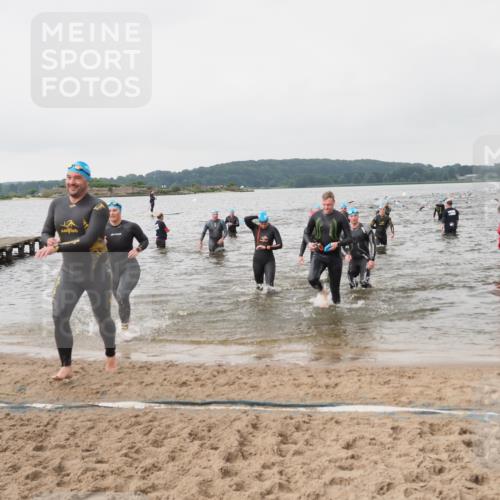 23.06.2024 - Viking Triathlon MichiJ http://msf.ph/oto/6345972 23.06.2024 10:40:15 Schwimmen 24, 136, 204, 214, 230, 355, 648 meine-sportfotos.de