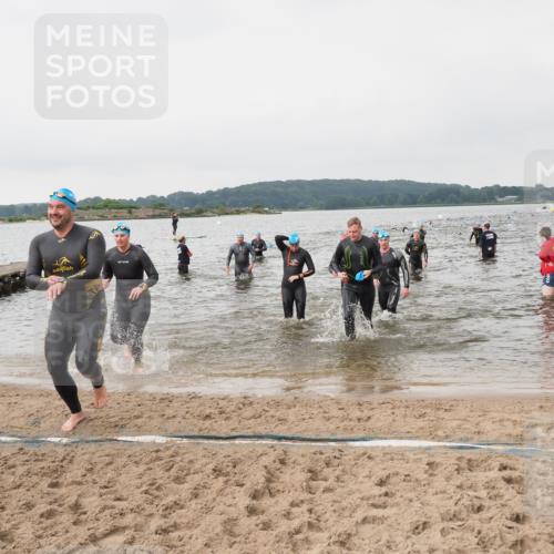 23.06.2024 - Viking Triathlon MichiJ http://msf.ph/oto/6345976 23.06.2024 10:40:15 Schwimmen 24, 136, 204, 214, 230, 355, 648 meine-sportfotos.de