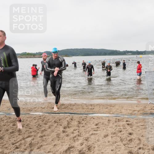 23.06.2024 - Viking Triathlon MichiJ http://msf.ph/oto/6345996 23.06.2024 10:40:20 Schwimmen 136, 146, 214, 230, 355, 445, 484, 648 meine-sportfotos.de