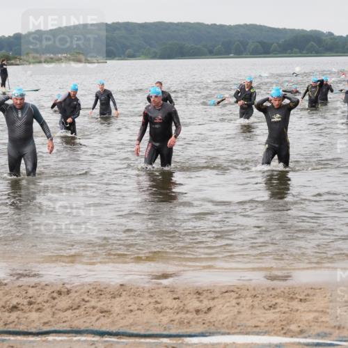 23.06.2024 - Viking Triathlon MichiJ http://msf.ph/oto/6346001 23.06.2024 10:40:21 Schwimmen 136, 146, 214, 230, 355, 445, 484, 648 meine-sportfotos.de