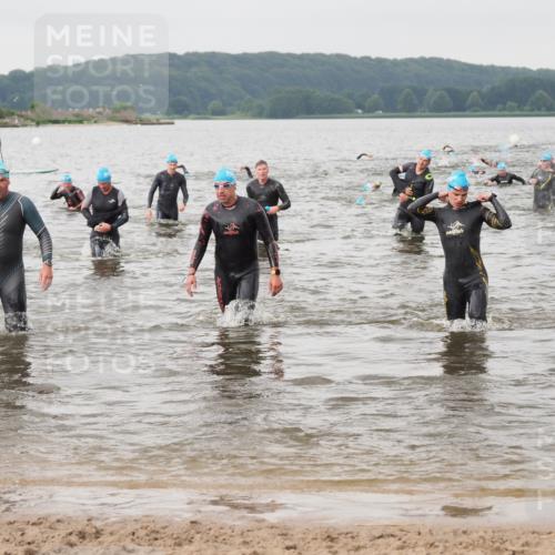 23.06.2024 - Viking Triathlon MichiJ http://msf.ph/oto/6346004 23.06.2024 10:40:22 Schwimmen 136, 146, 214, 355, 445, 484, 648 meine-sportfotos.de